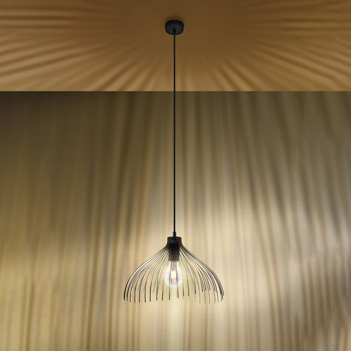 Luzara - Pendant Light - 1-Light - Black - Steel - E27 - IP20 - Bulb Not Included - 40x40x125 cm