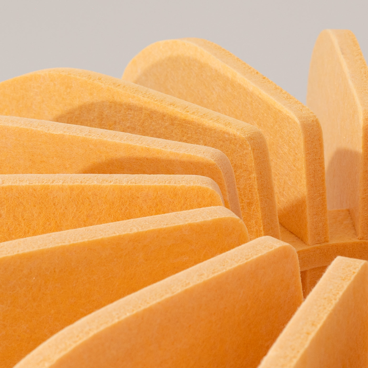 Mula - Lámpara de Pie - 1 LED - Amarillo y Negro - Fieltro y Acero - IP20 - 134 cm