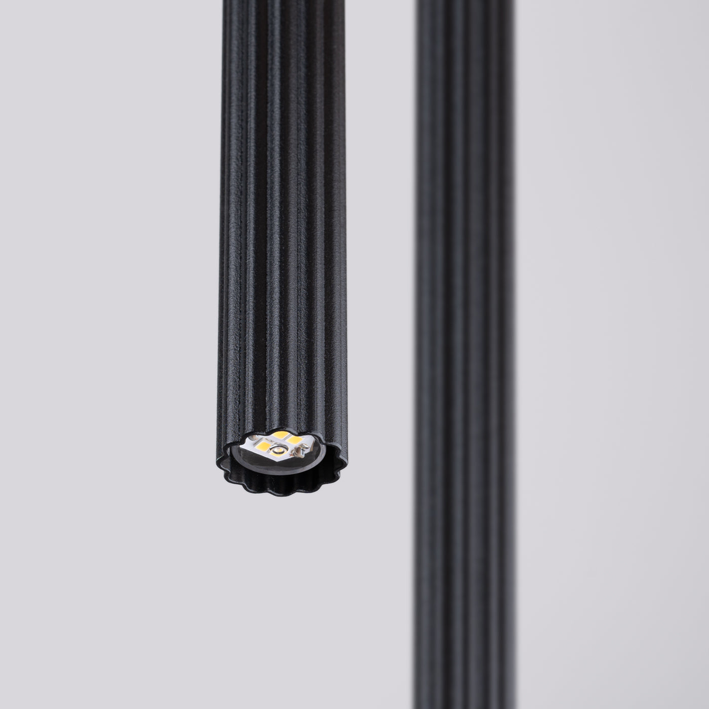 Arche - Pendant Light - 2-Light - Negro Acero - G9 LED No Incluida - IP20 - 118 cm