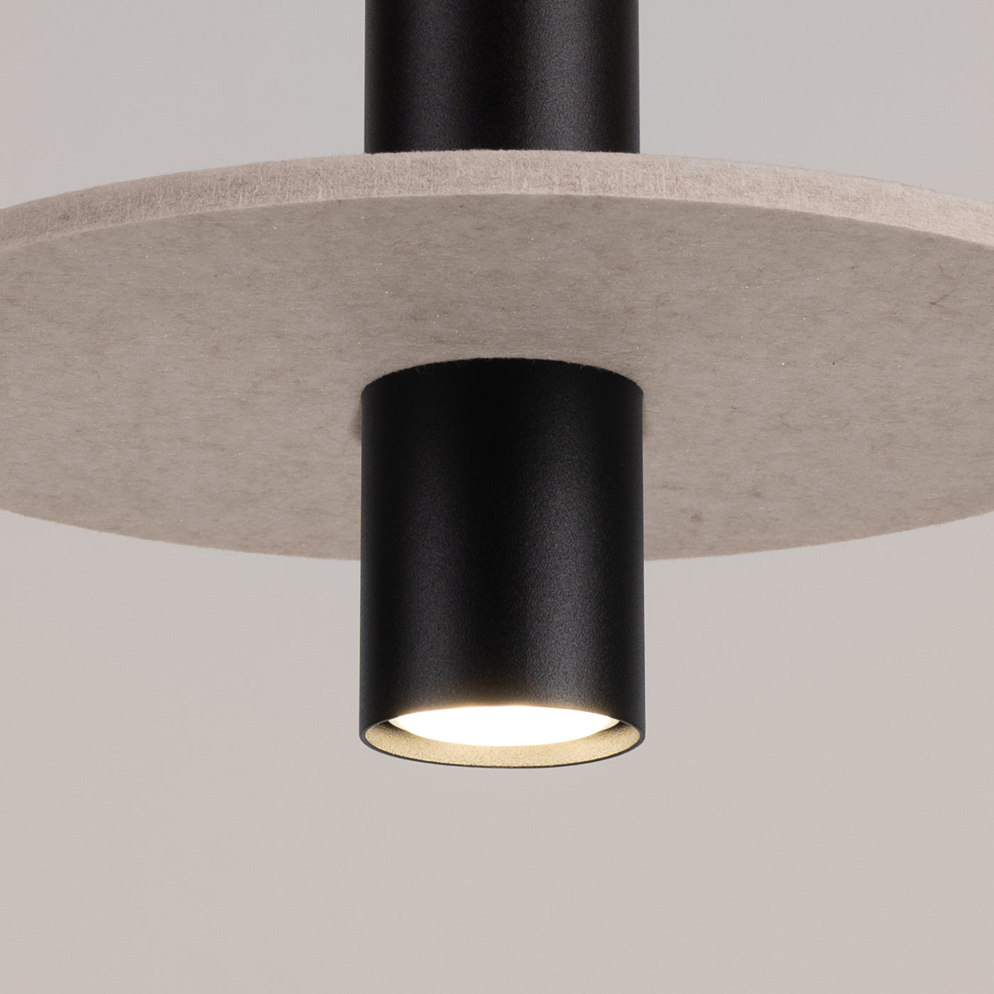 Luzara - Pendant Light - 1-Light - Beige/Negro - Fieltro y Acero - GU10 - IP20 - Ø30 cm